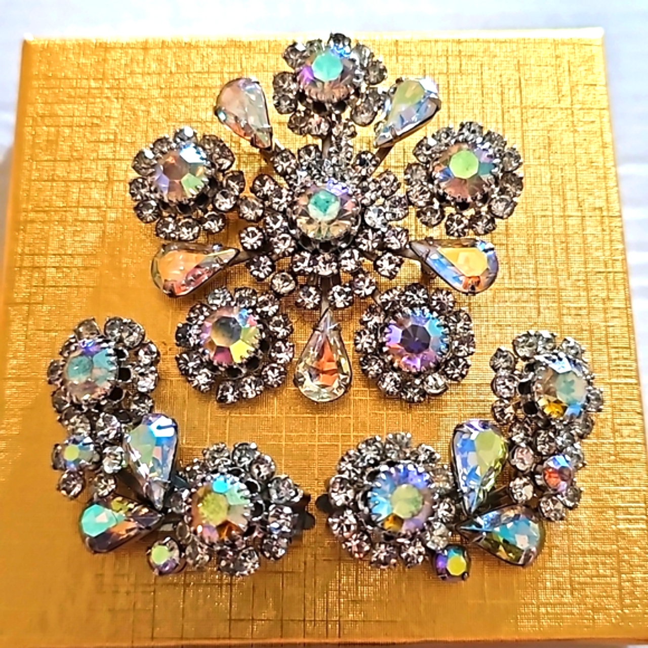 Ab & Rhinestone Brooch Set